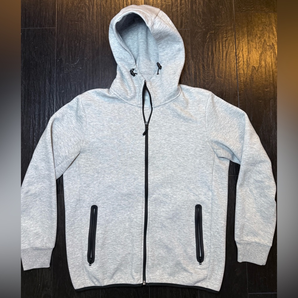 Uniqlo Light Gray Hooded Jacket